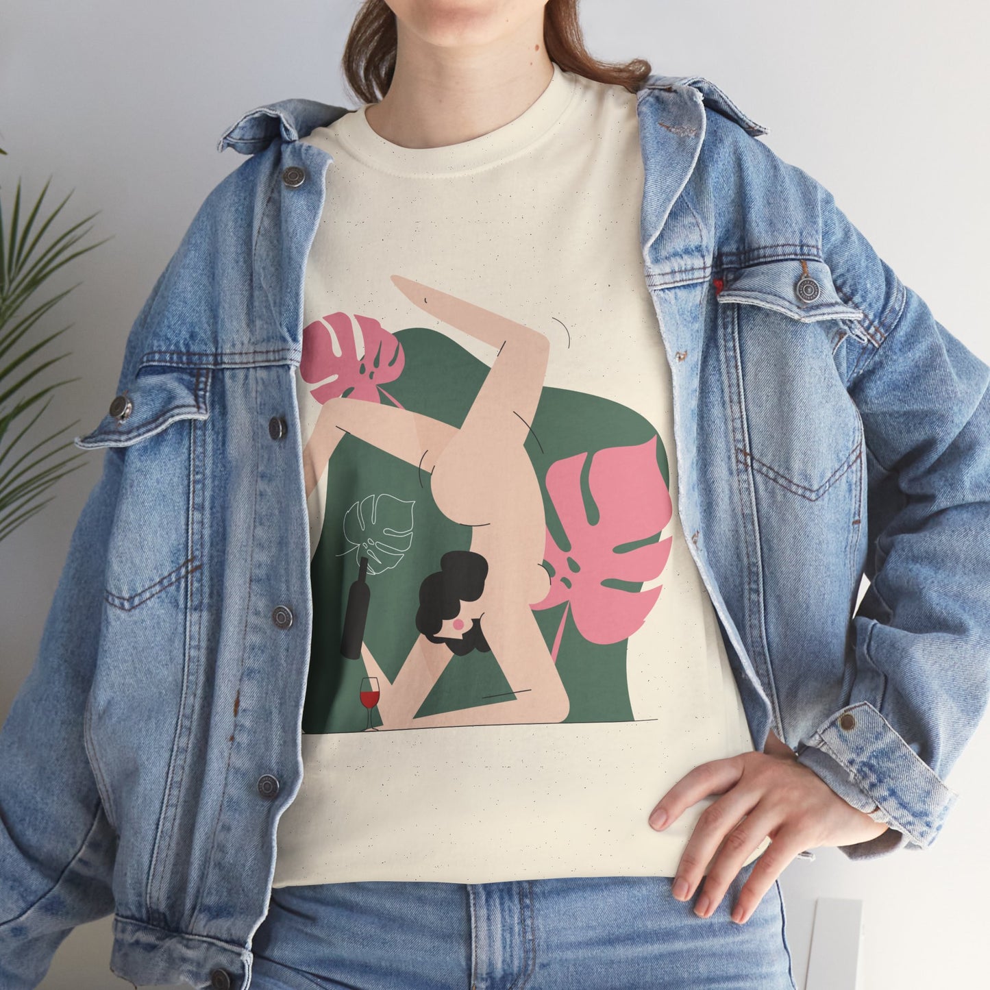 Artistic Unisex Heavy Cotton Tee - Stylish Graphic Tee for Trendsetters